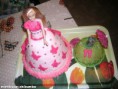 /album/moje-vytvory-na-zjedenie-o-/torta-barbie-jpg/